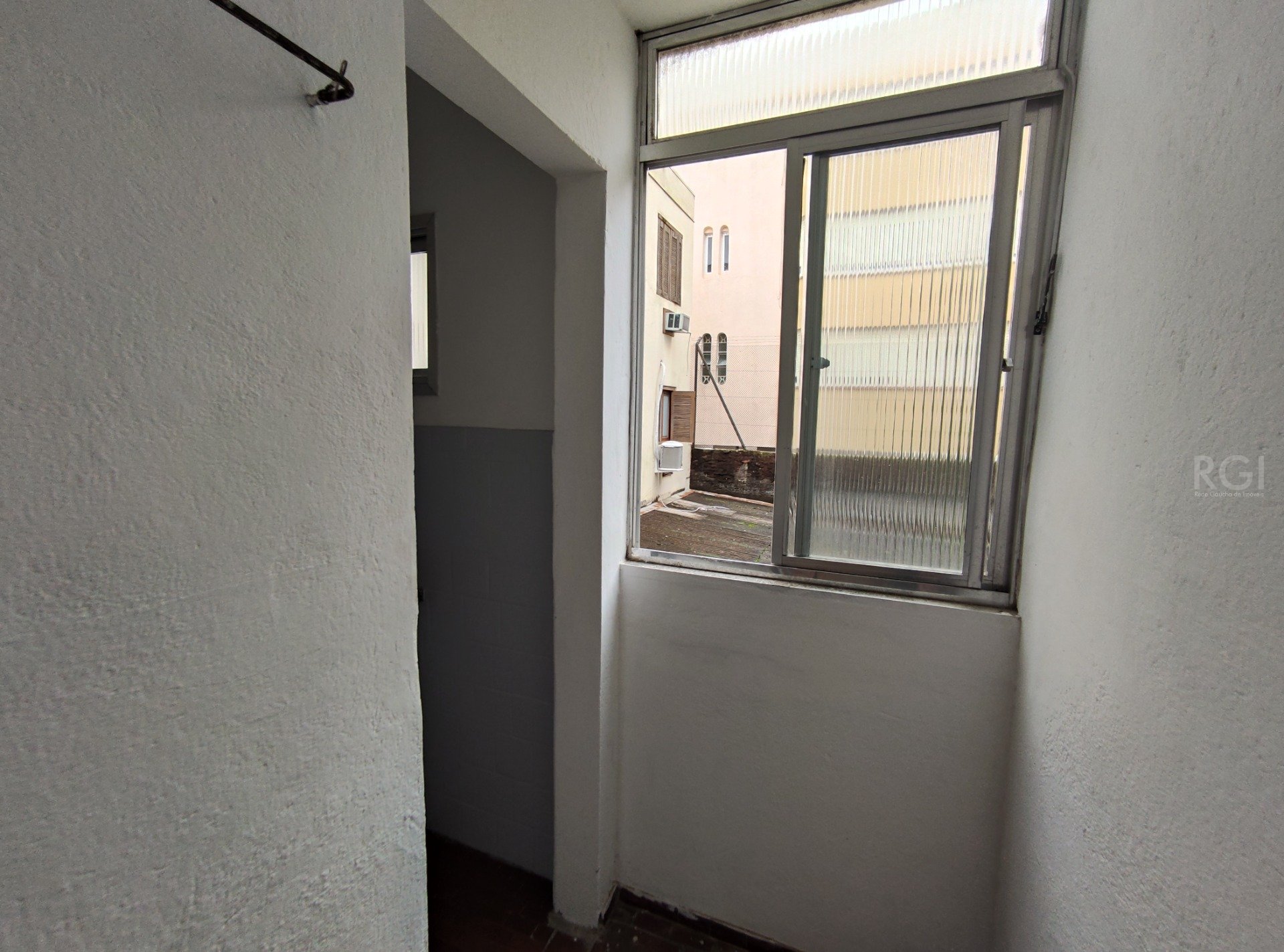 Apartamento à venda com 1 quarto, 53m² - Foto 9