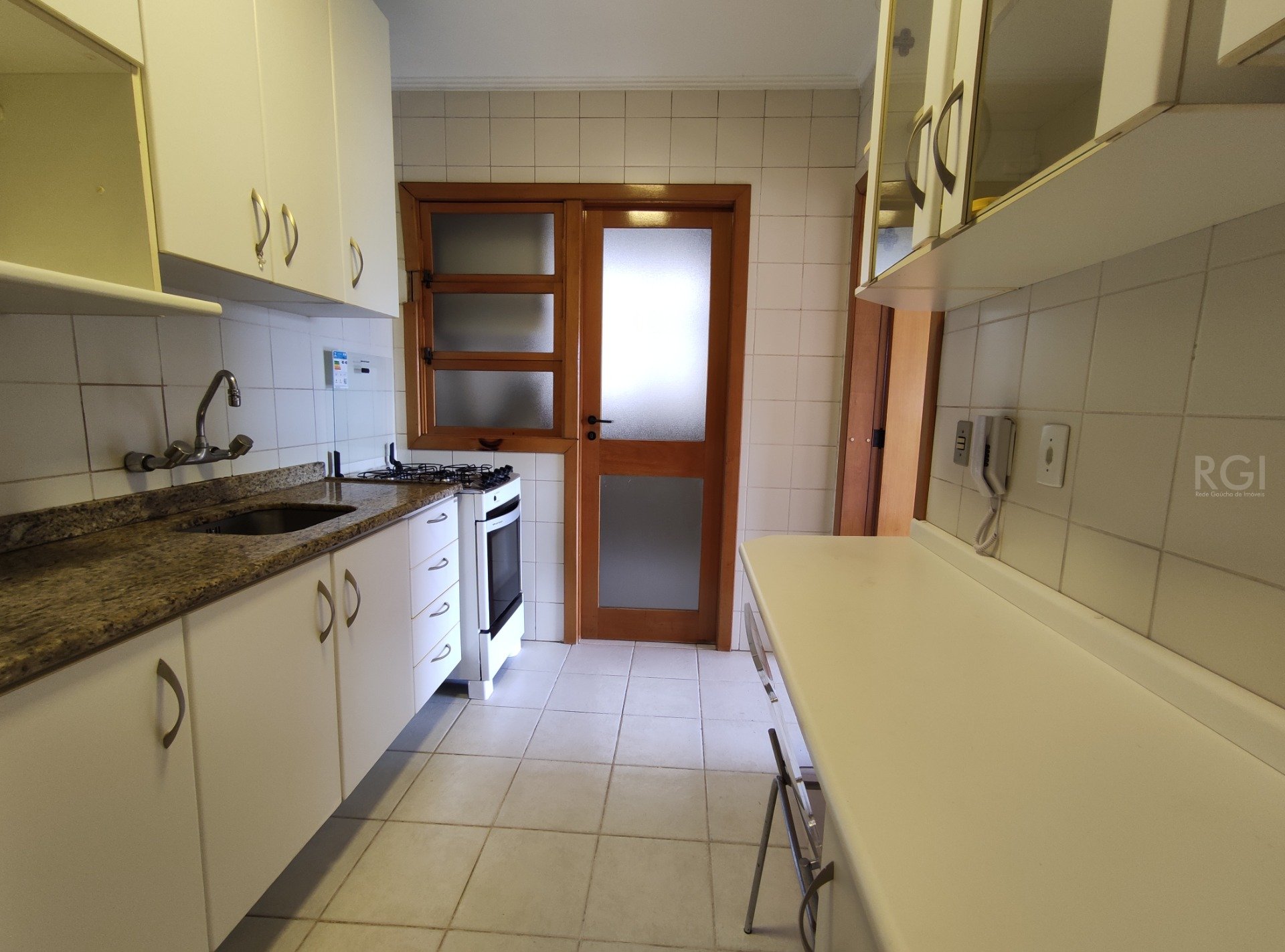 Apartamento à venda com 2 quartos, 67m² - Foto 15