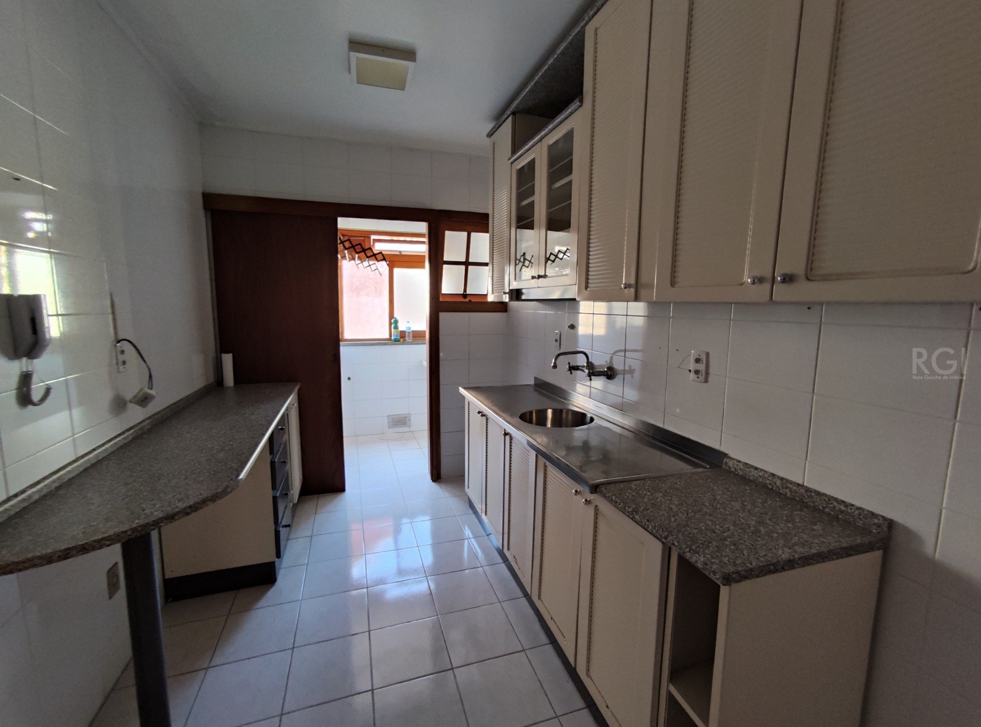 Apartamento à venda com 2 quartos, 67m² - Foto 11