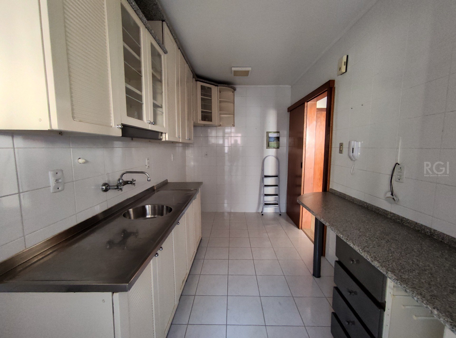 Apartamento à venda com 2 quartos, 67m² - Foto 12