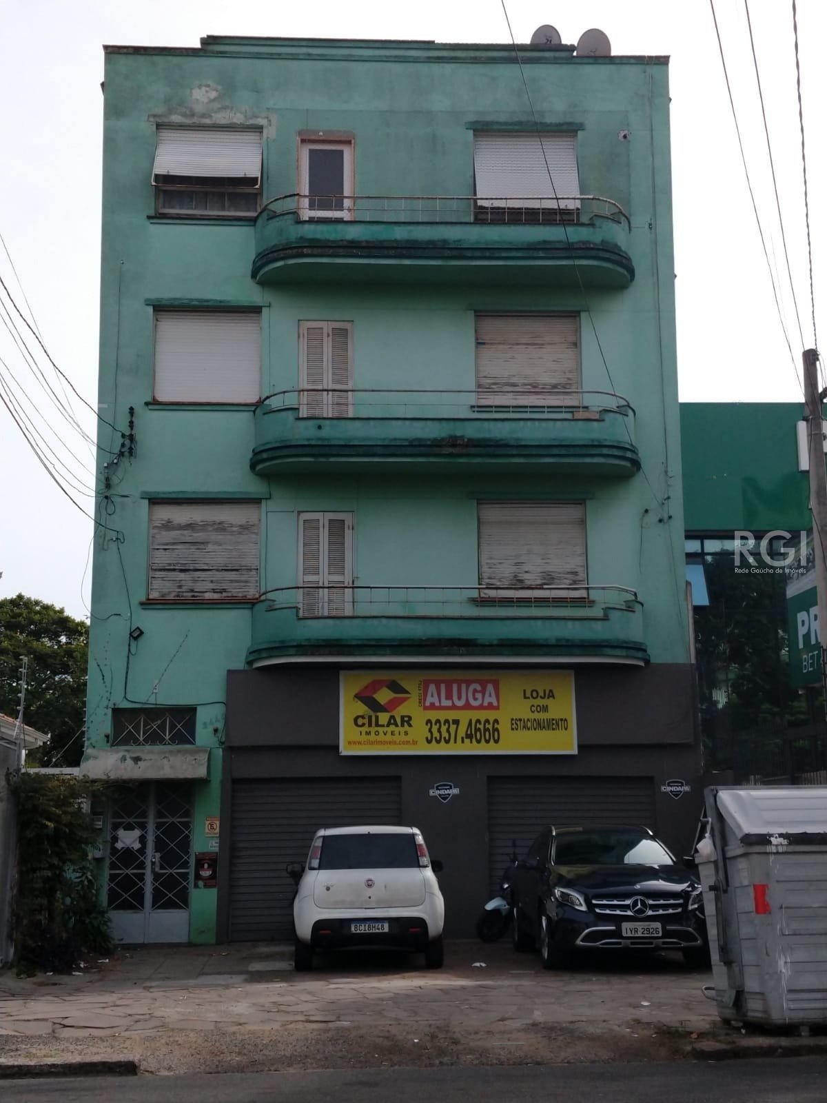 Outros com 470m², 3 dormitórios no bairro Floresta em Porto Alegre para Comprar