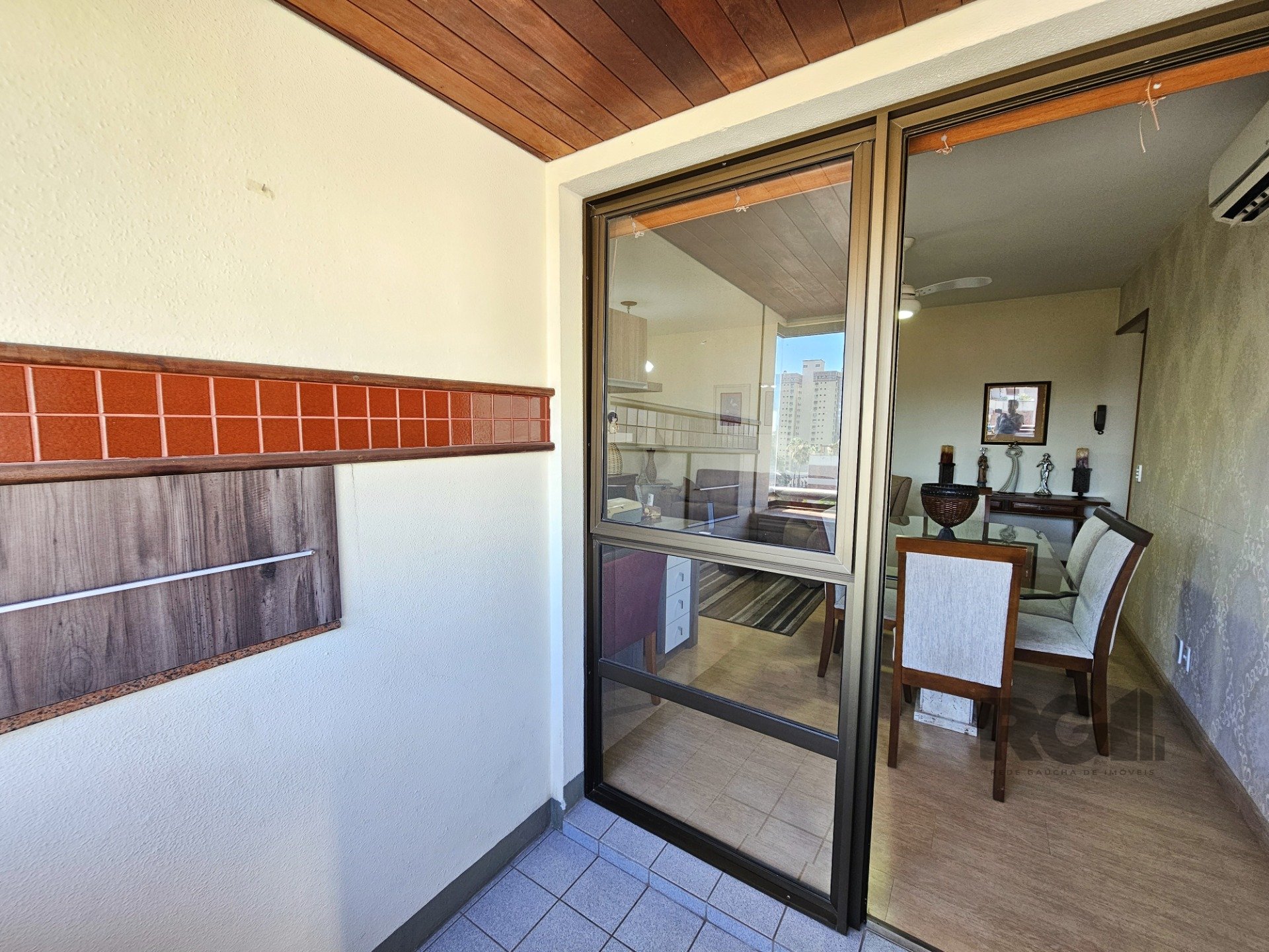 Apartamento à venda com 3 quartos, 93m² - Foto 8