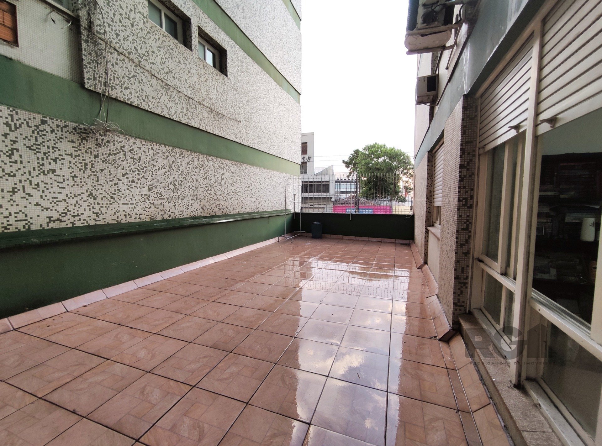 Apartamento com 103m², 3 dormitórios, 1 vaga no bairro Rio Branco em Porto Alegre para Comprar