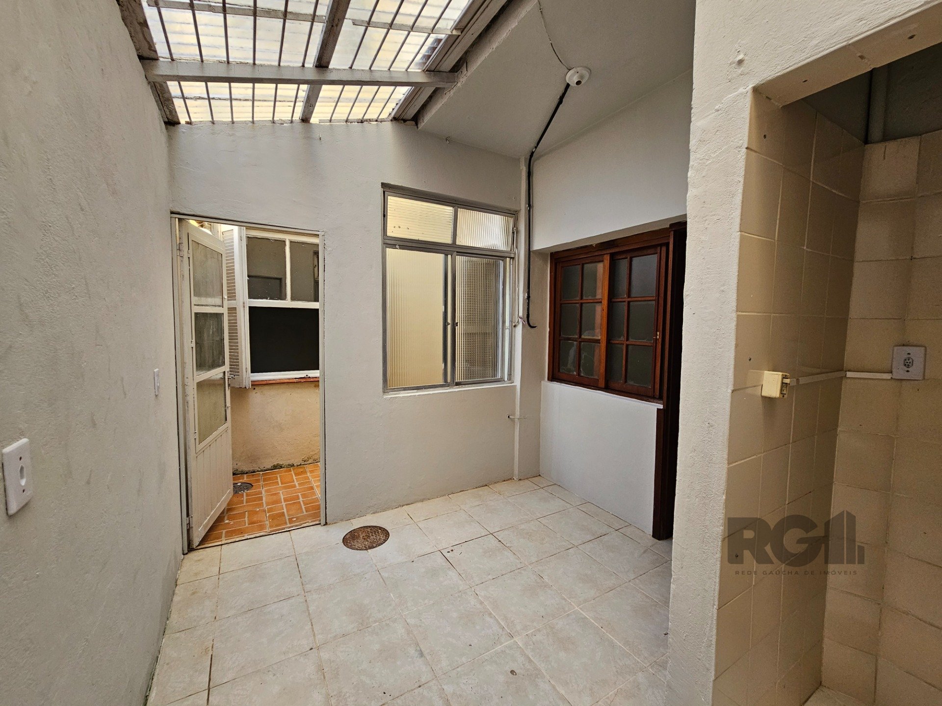 Apartamento à venda com 2 quartos, 71m² - Foto 14