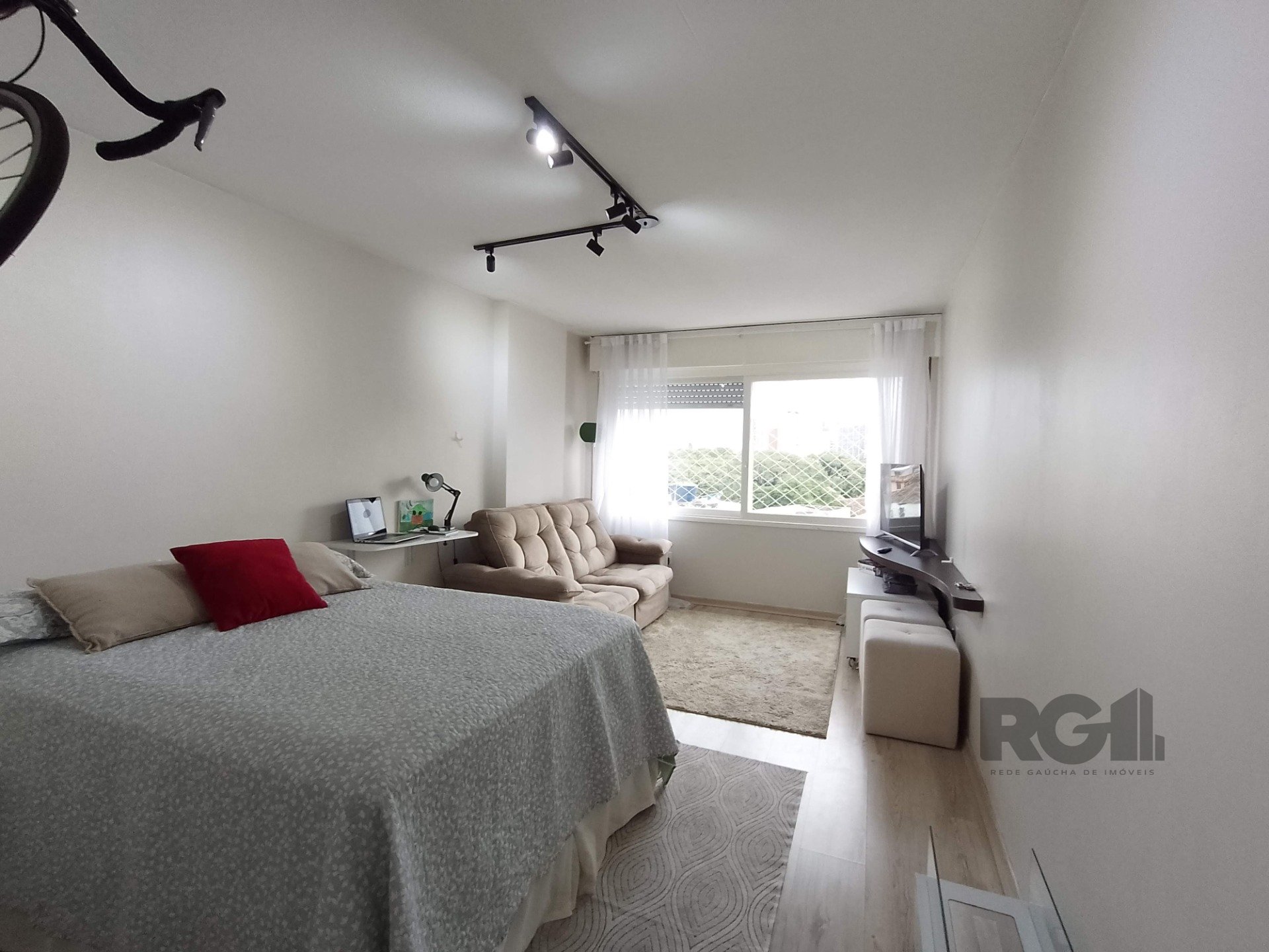 Apartamento JK à venda com 1 quarto, 32m², Rua João Alfredo no bairro Cidade Baixa em Porto Alegre