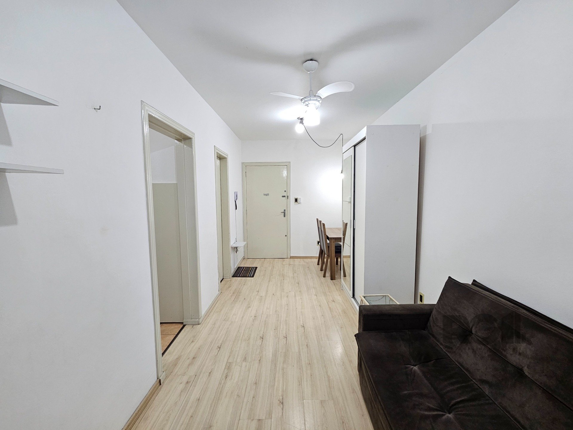 Apartamento JK à venda , 26m², Rua Jerônimo Coelho no bairro Centro Histórico em Porto Alegre