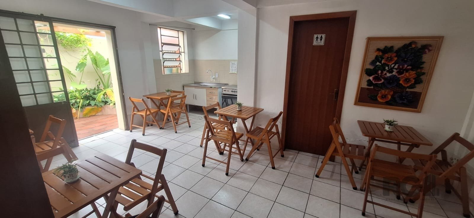 Apartamento à venda com 3 quartos, 99m² - Foto 3