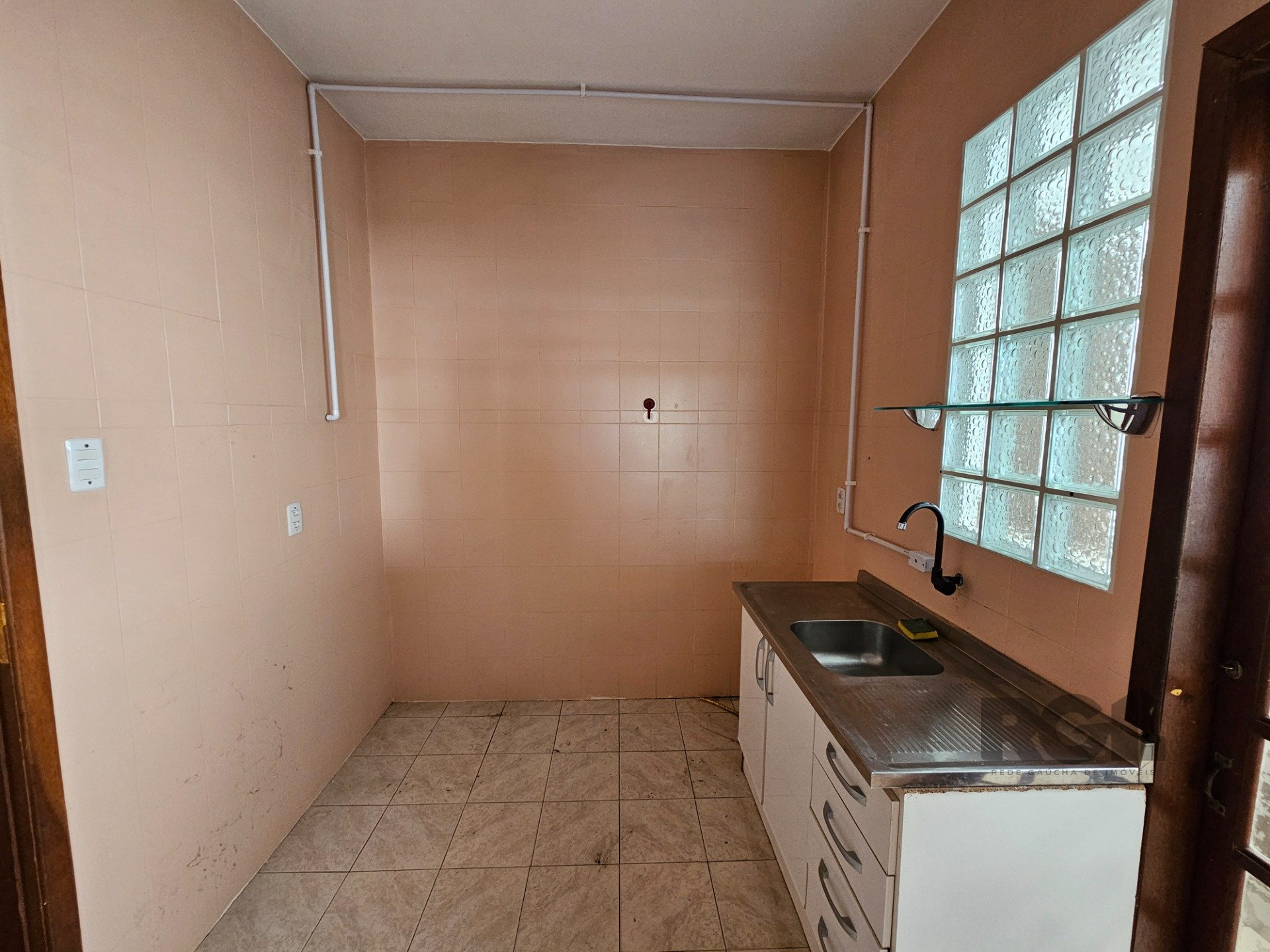 Apartamento à venda com 2 quartos, 60m² - Foto 4