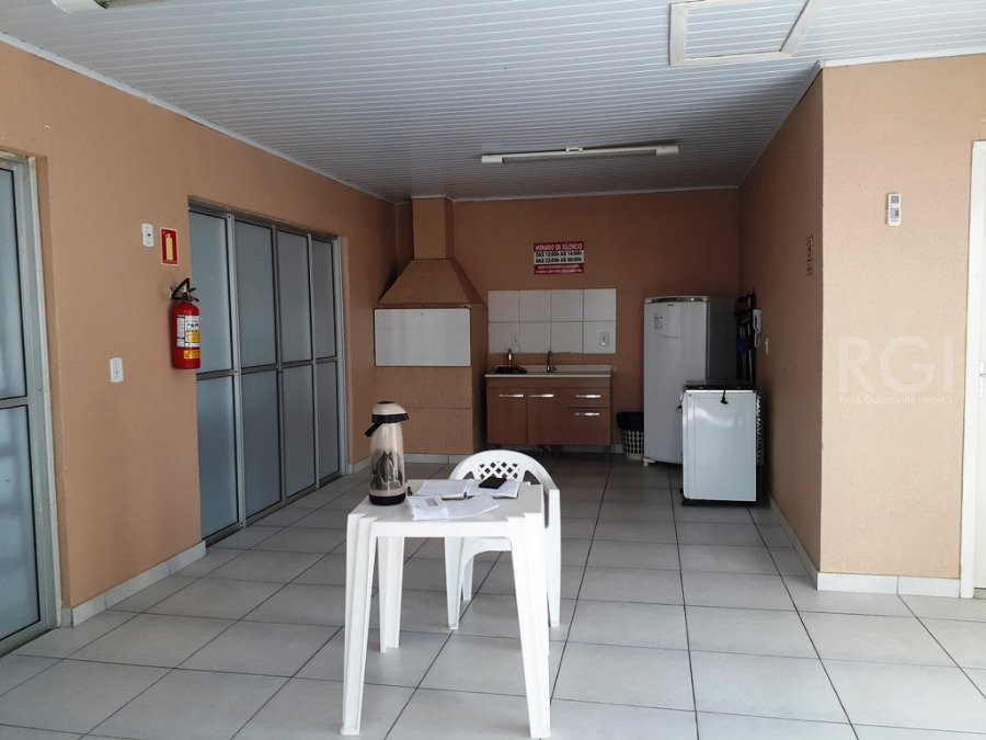 Apartamento à venda com 2 quartos, 45m² - Foto 11