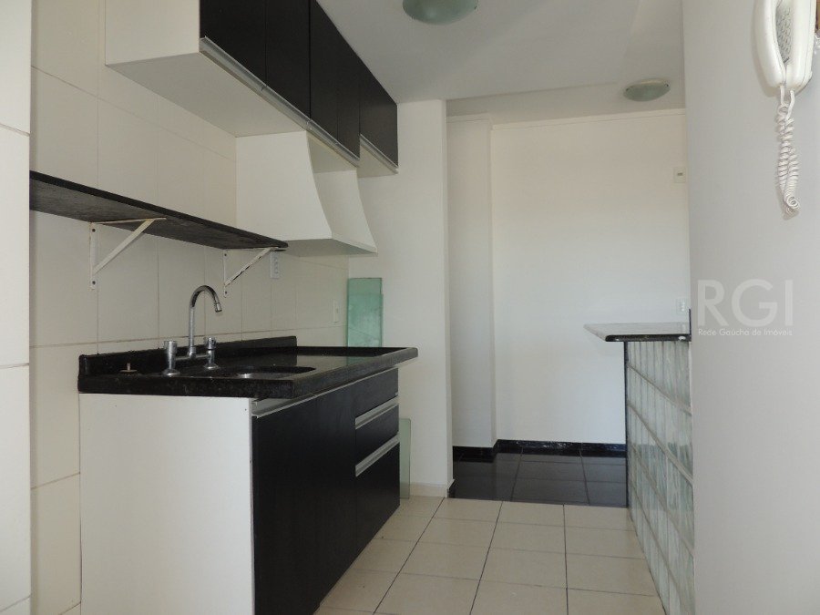 Apartamento à venda com 3 quartos, 70m² - Foto 4