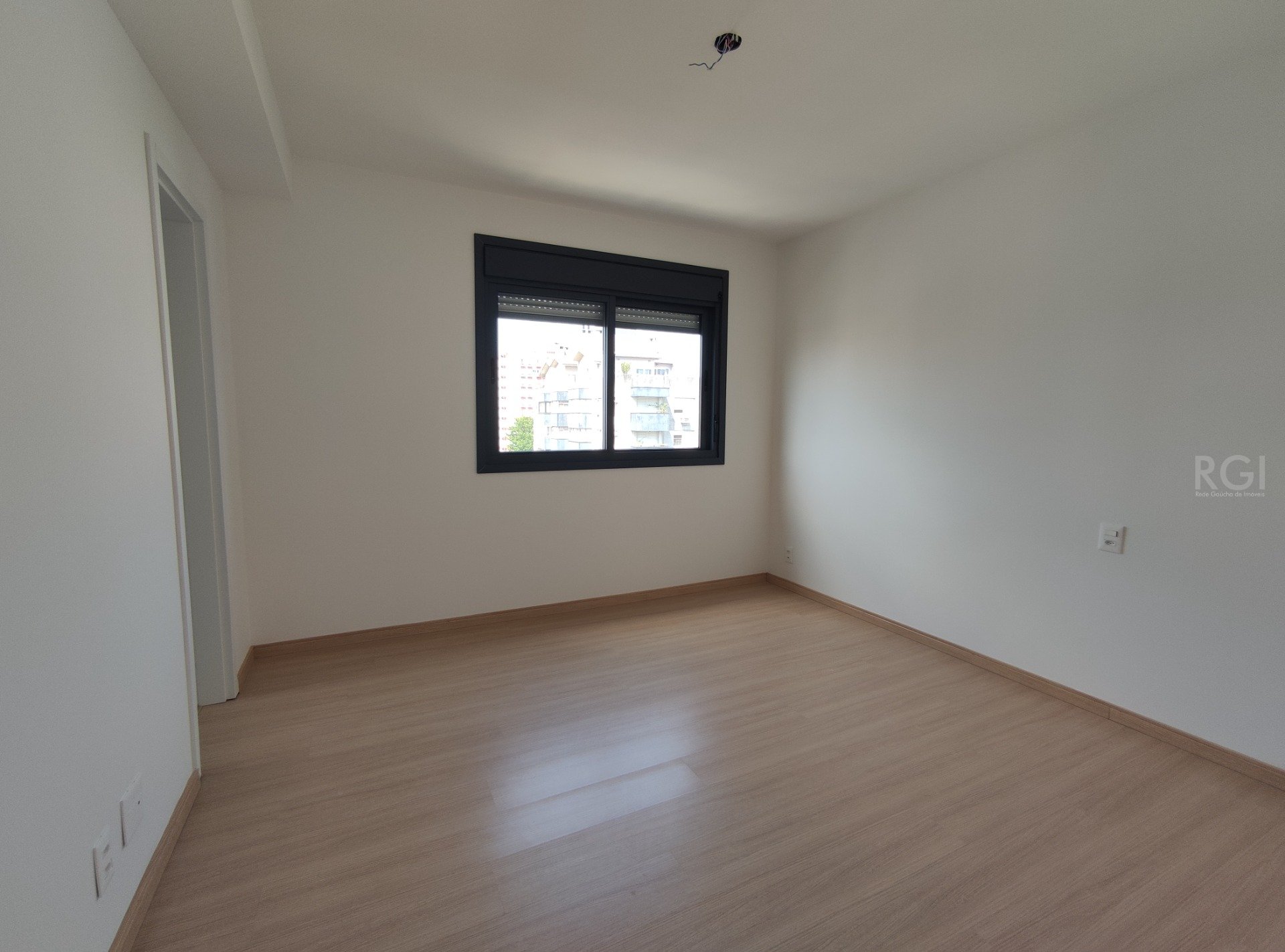 Apartamento à venda com 2 quartos, 65m² - Foto 10