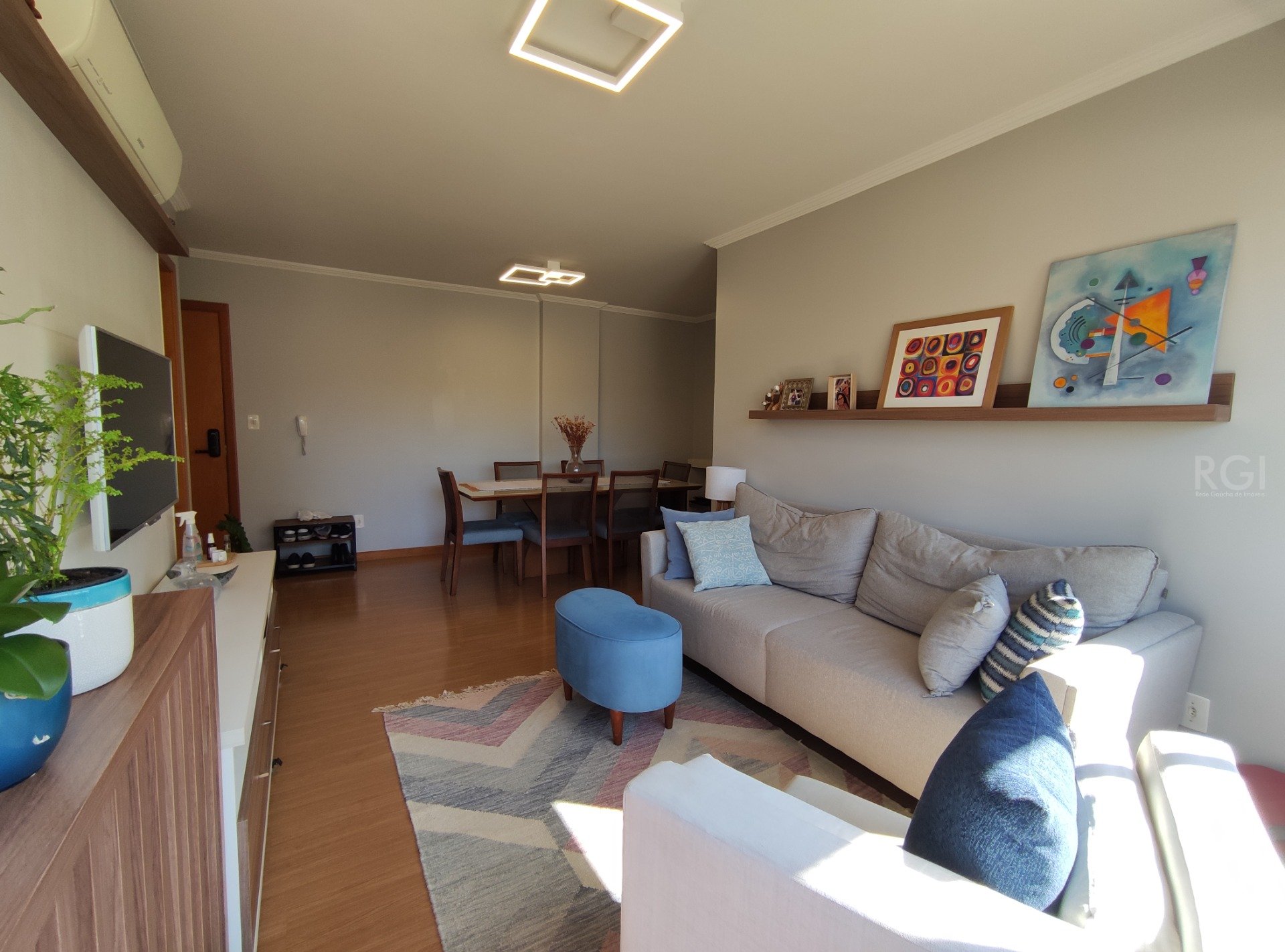 Apartamento à venda com 2 quartos, 79m² - Foto 2