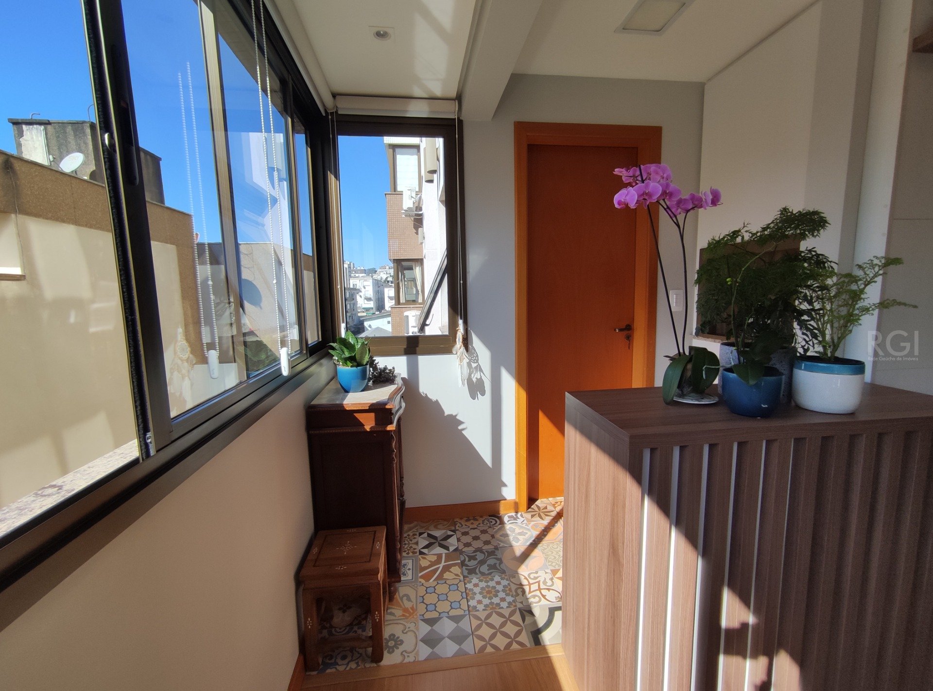 Apartamento à venda com 2 quartos, 79m² - Foto 4